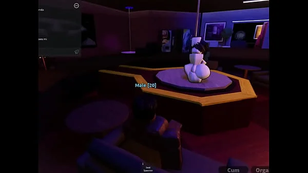 Follando a un femboy argentino hasta dejarlo temblando.